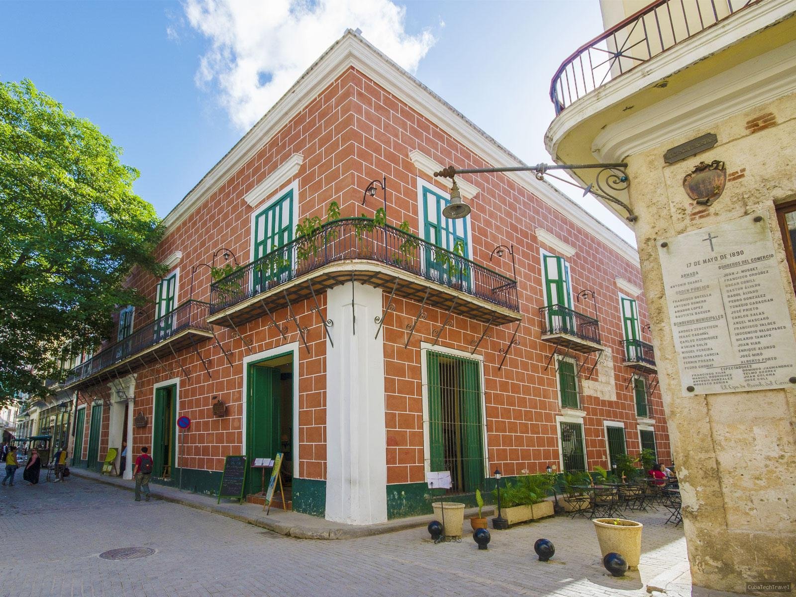 Conde de Villanueva Hotel